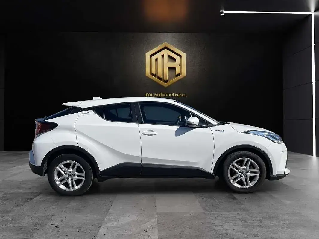 Usado Toyota C-HR Active 122 CV (89 kW) 2021 Blanco SUV
