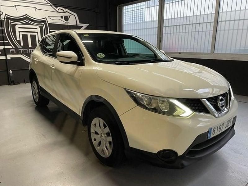 Usado Nissan Qashqai Acenta 110 CV (80 kW) 2014 Blanco SUV