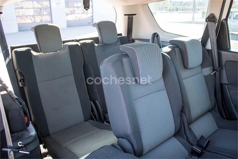 Usado Renault Scénic III 115 CV (84 kW) 2015 Blanco Monovolumen