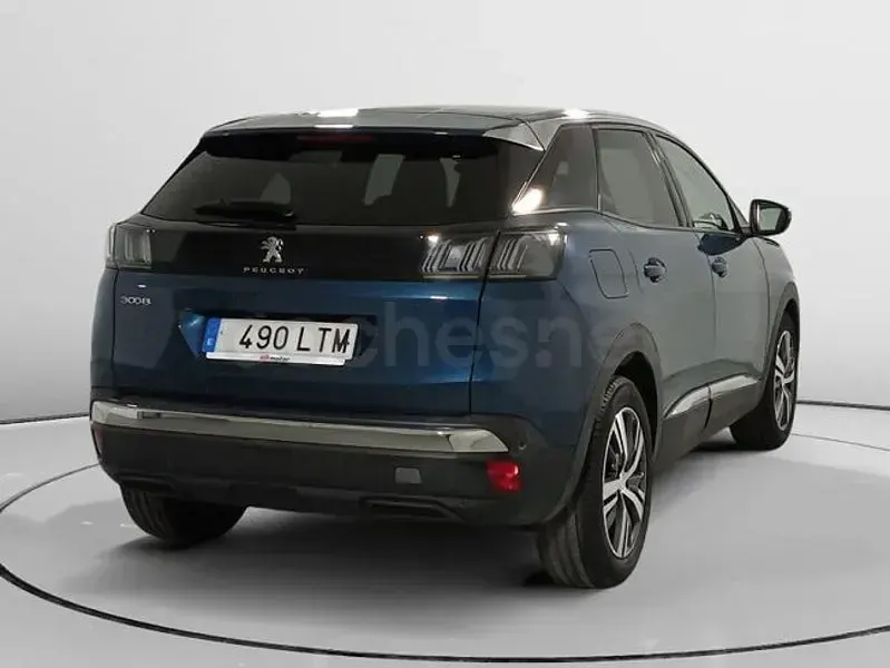 Usado Peugeot 3008 Allure 130 CV (95 kW) 2021 Azul SUV