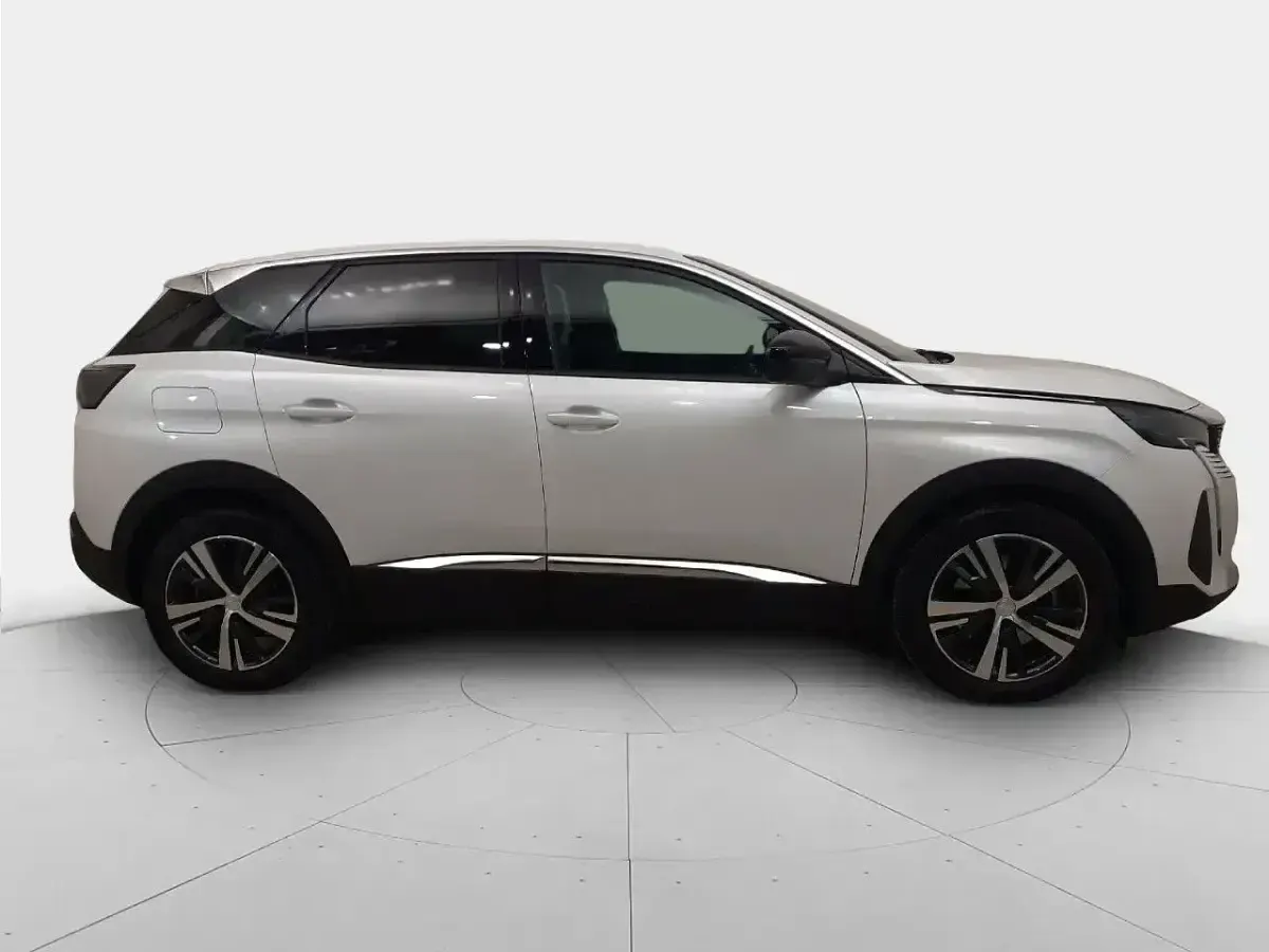 Usado Peugeot 3008 Allure 225 CV (165 kW) 2023 Otro SUV