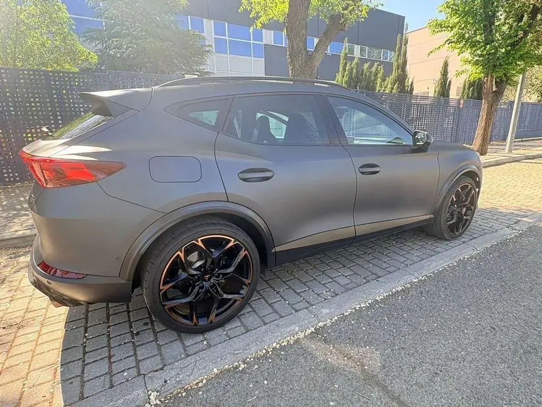 Usado Cupra Formentor VZ 390 CV (286 kW) 2022 Gris SUV