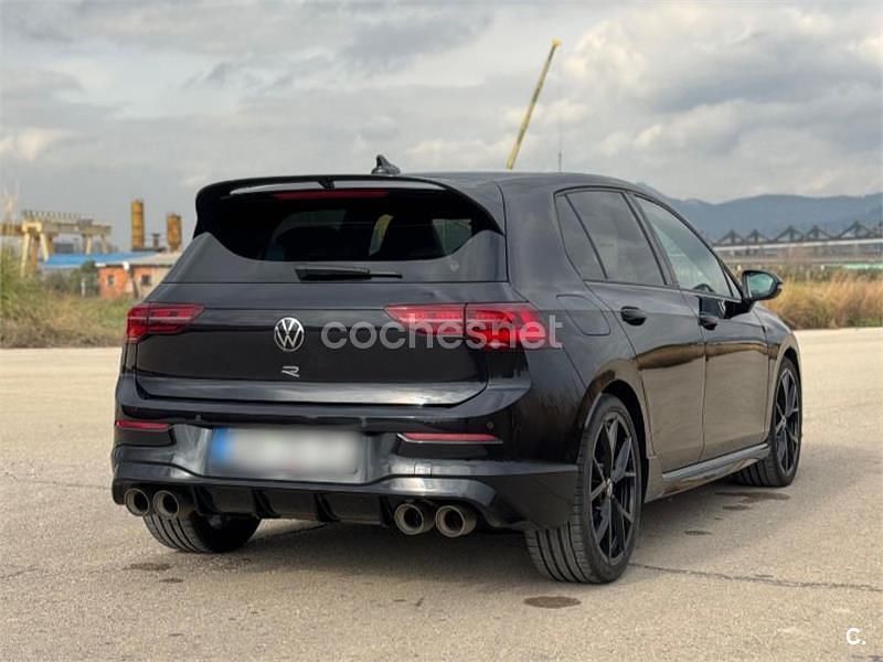 Usado VW Golf VIII R 320 CV (235 kW) 2021 Negro Berlina