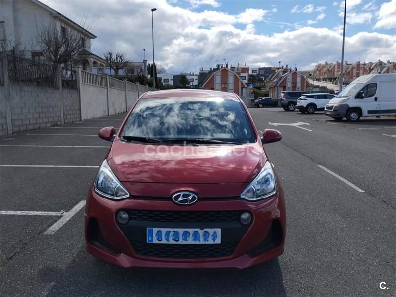Granate Usado 2019 Hyundai i10 GO! Utilitario | 9500 € (Precio justo) - Imagen 1/4