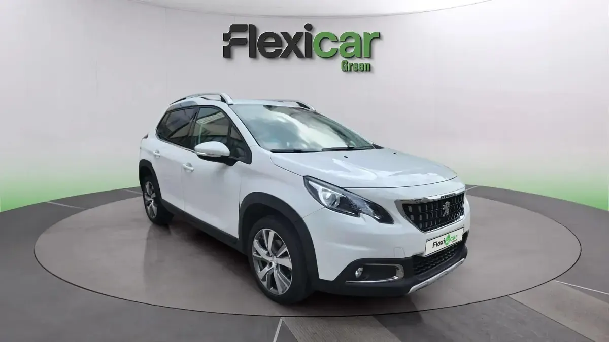 Usado Peugeot 2008 Allure 110 CV (80 kW) 2019 SUV