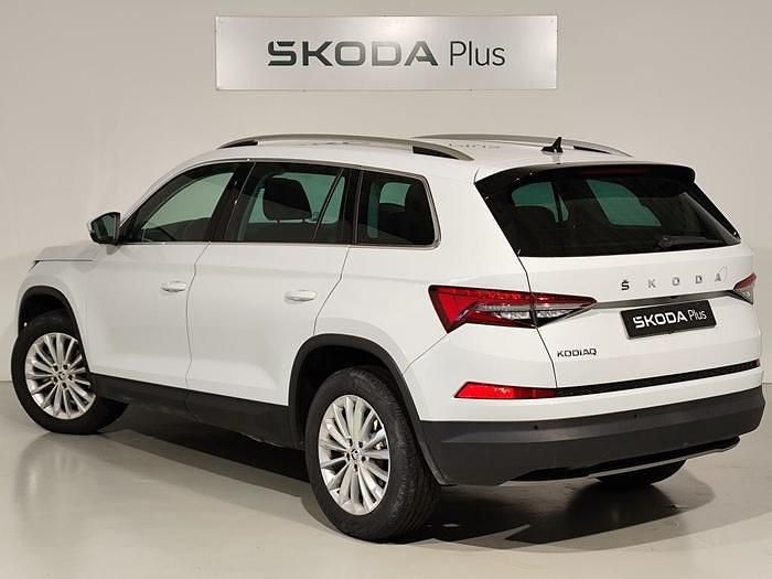 Blanco Usado 2024 Skoda Kodiaq Ambition SUV | 31.900 € (Precio justo) - Imagen 1/4