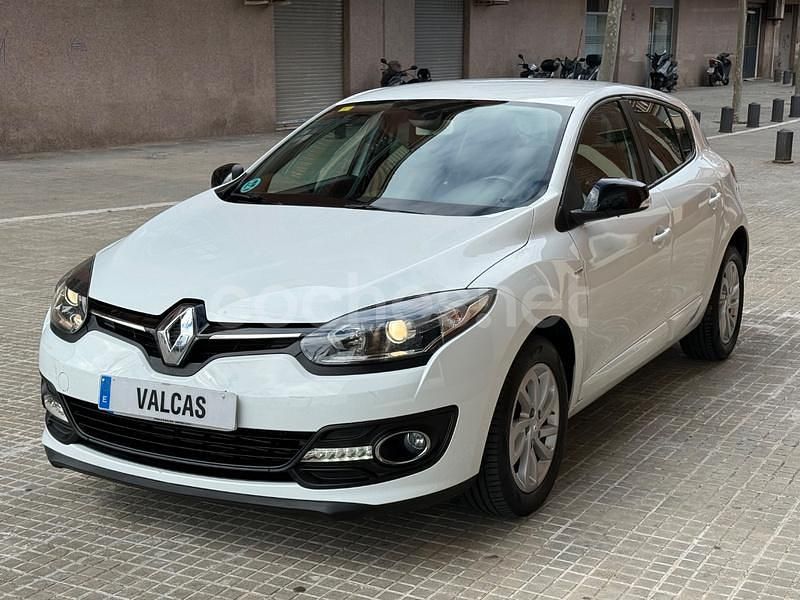 Usado Renault Mégane LIMITED 115 CV (84 kW) 2015 Blanco Berlina