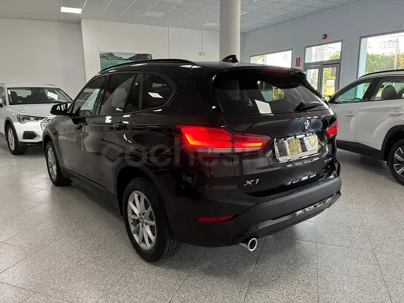 Usado BMW X1 Comfort Edition 116 CV (85 kW) 2020 Negro SUV