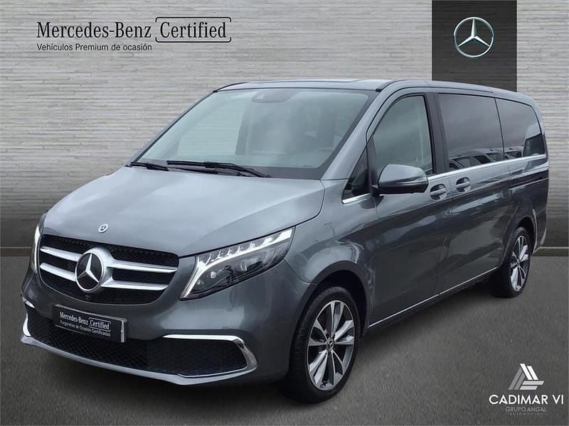 Usado Mercedes V250 Avantgarde 190 CV (139 kW) 2023 Gris Monovolumen