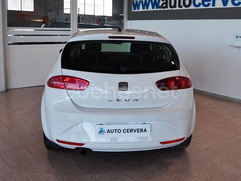 Usado Seat Leon Copa 105 CV (77 kW) 2012 Blanco Berlina