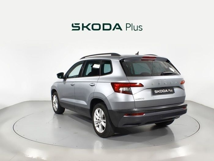 Gris Usado 2020 Skoda Karoq Ambition SUV | 22.700 € (Un poco caro) - Imagen 1/4