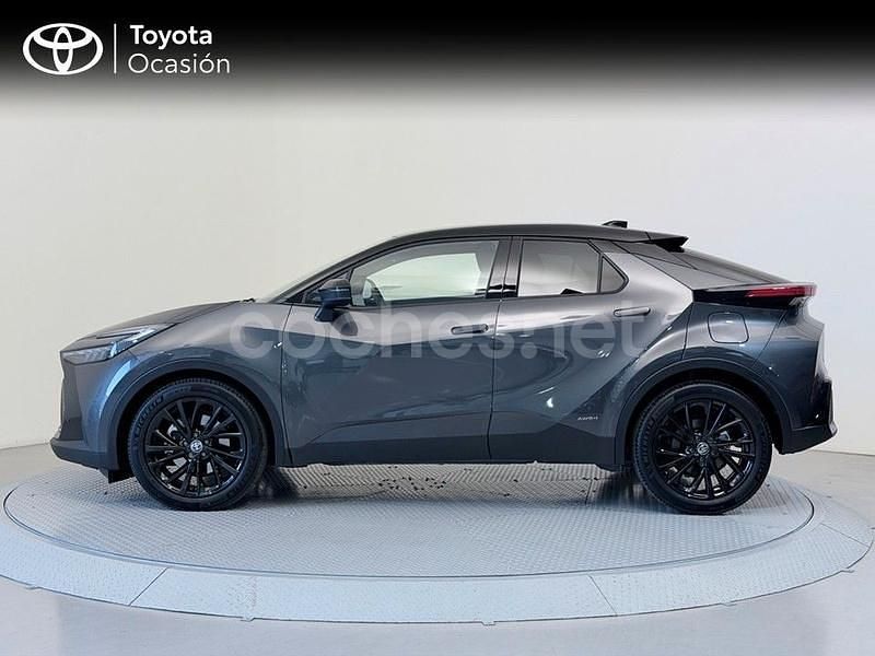 Usado Toyota C-HR Sport 196 CV (144 kW) 2025 Gris / plata SUV