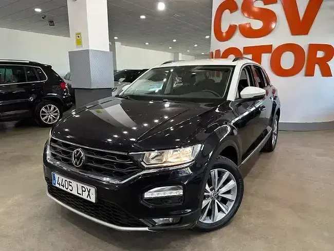 Usado VW T-Roc Advance 150 CV (110 kW) 2021 Negro SUV