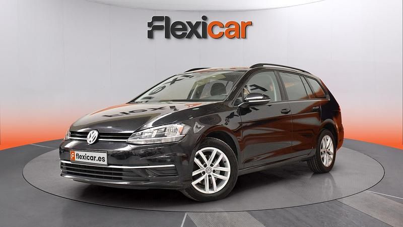 Usado VW Golf VII Advance 150 CV (110 kW) 2019 Negro Familiar