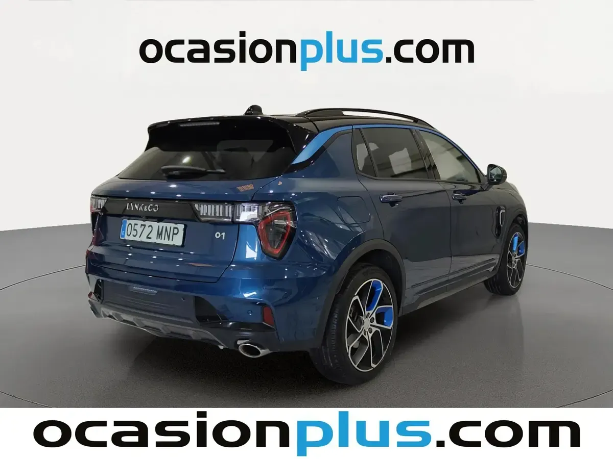 Usado Lynk & Co 01 261 CV (191 kW) 2024 Negro SUV