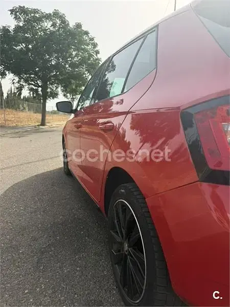 Usado Skoda Fabia Monte Carlo 105 CV (77 kW) 2015 Rojo Berlina