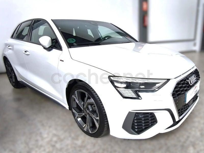 Usado Audi A3 150 CV (110 kW) 2022 Blanco Berlina