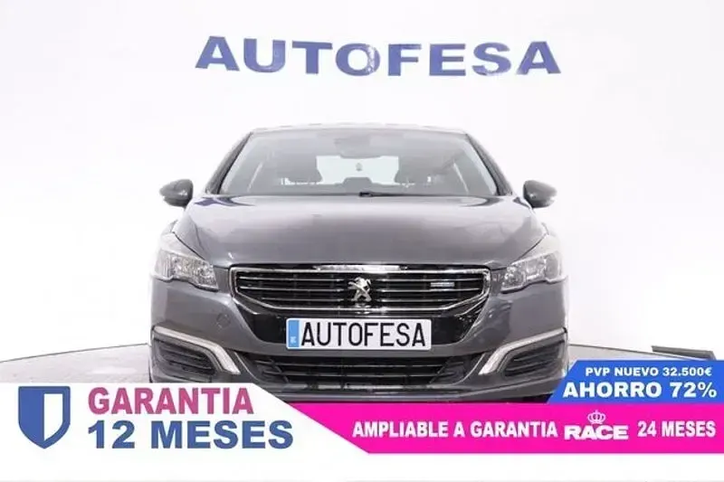Usado Peugeot 508 Allure 120 CV (88 kW) 2016 Gris / plata Berlina
