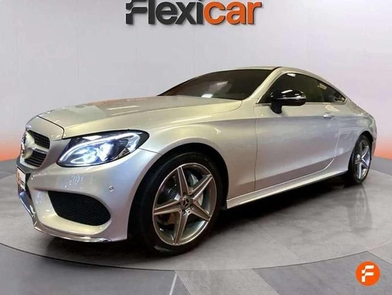 Usado Mercedes C220 170 CV (125 kW) 2017 Gris Coupe