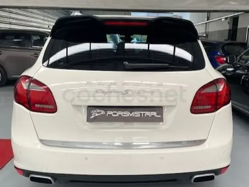 Usado Porsche Cayenne 380 CV (279 kW) 2012 Blanco SUV