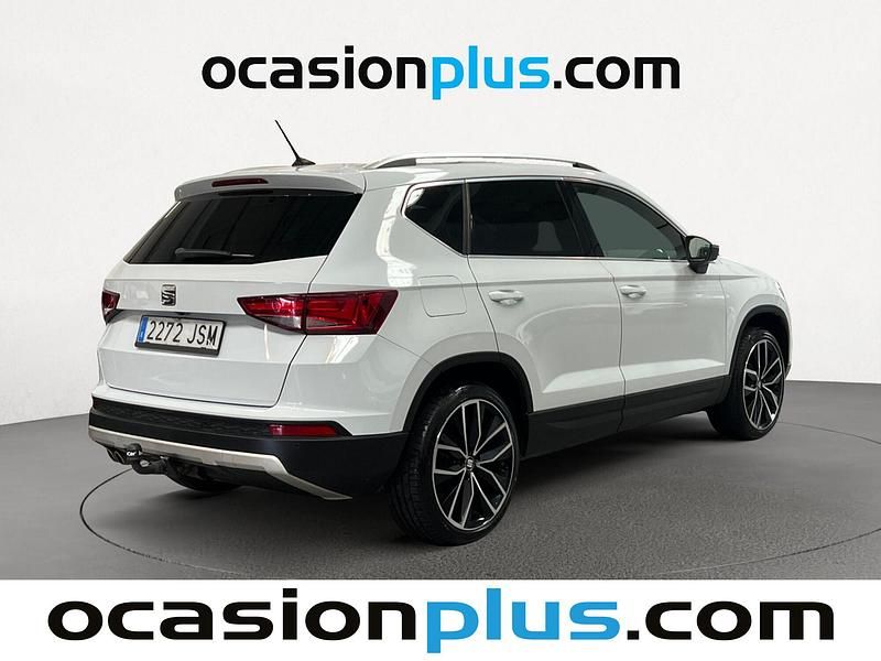 Usado Seat Ateca 4Drive 190 CV (139 kW) 2016 Blanco SUV