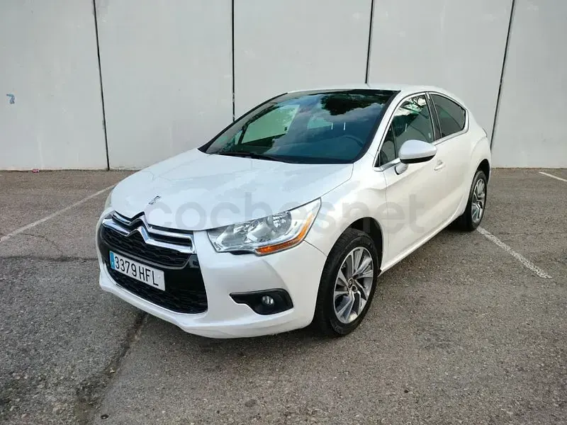 Usado Citroën DS4 120 CV (88 kW) 2011 Blanco Utilitario