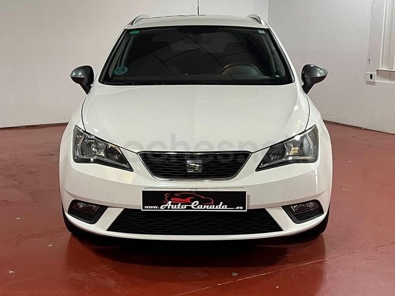 Usado Seat Ibiza ST CONNECT 90 CV (66 kW) 2015 Blanco Familiar