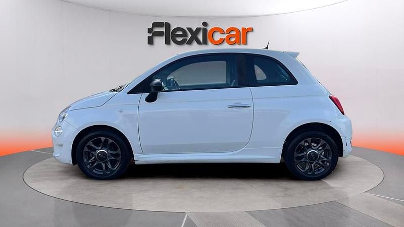 Usado Fiat 500 Club 71 CV (52 kW) 2022 Blanco Berlina