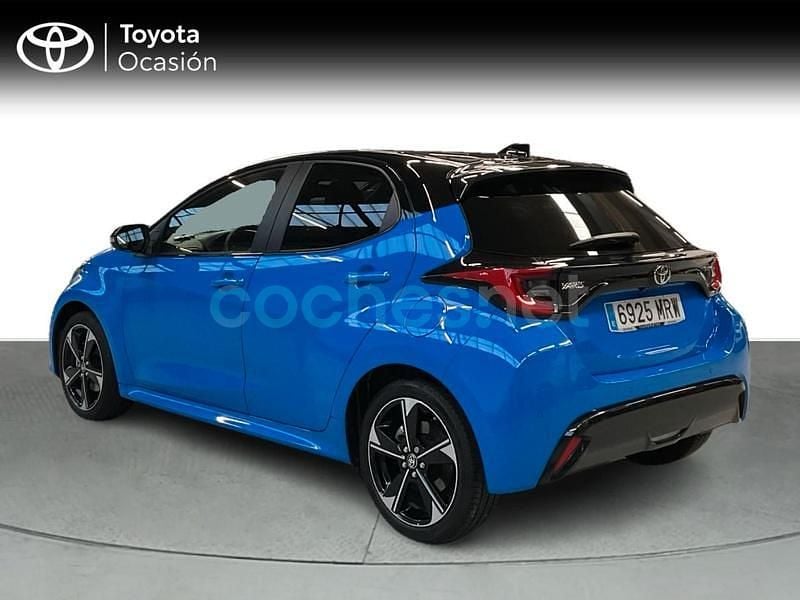Usado Toyota Yaris Hybrid Edition 130 CV (95 kW) 2024 Azul Berlina