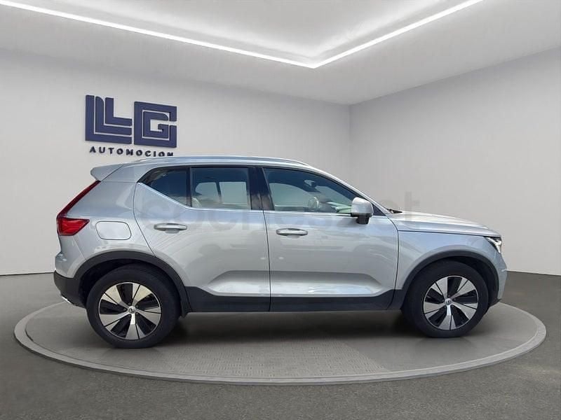 Usado Volvo XC40 Core 211 CV (155 kW) 2023 Gris / plata SUV