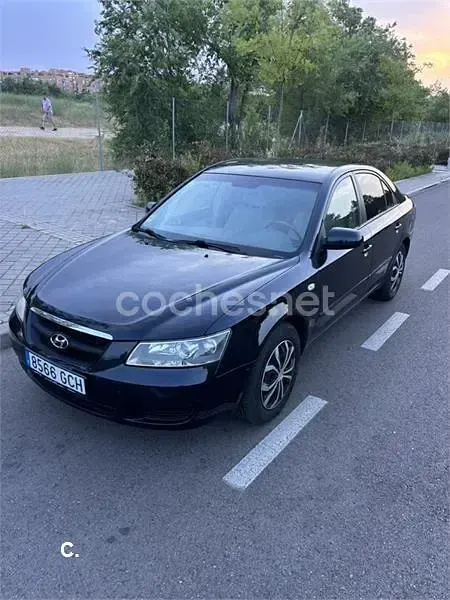 Usado Hyundai Sonata Comfort 140 CV (102 kW) 2008 Azul Berlina