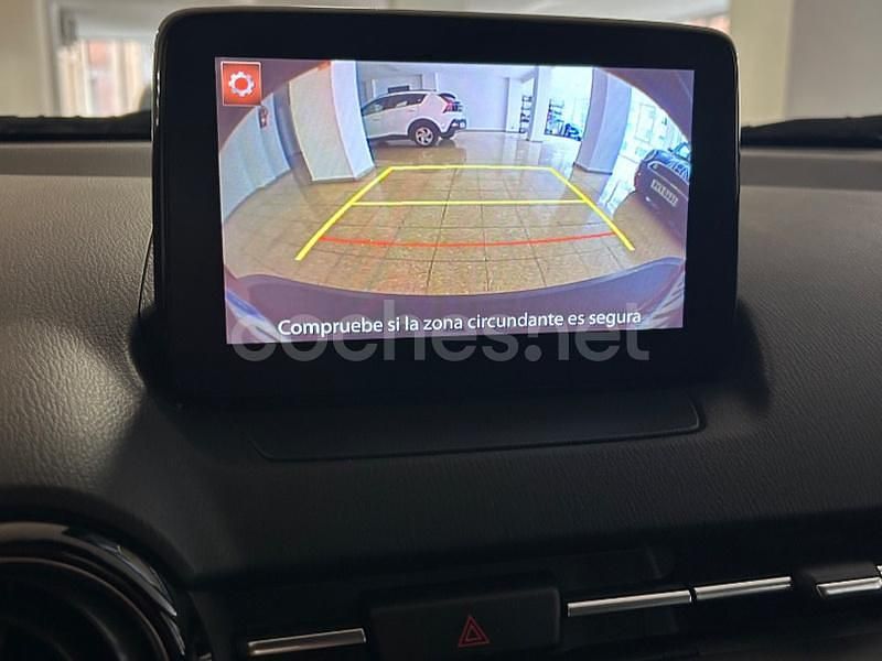 Usado Mazda CX-3 Luxury 115 CV (84 kW) 2018 Rojo SUV