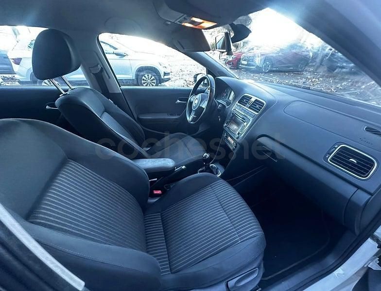 Usado VW Polo R-line 90 CV (66 kW) 2013 Blanco Utilitario