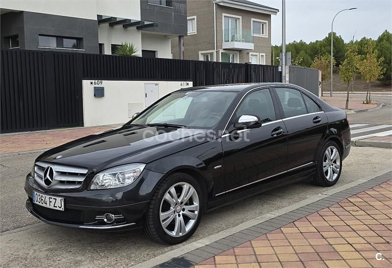Negro Usado 2008 Mercedes C220 Classic Berlina | 6000 € (Precio justo) - Imagen 1/4