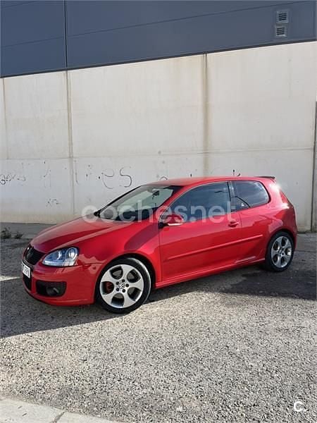 Usado VW Golf V GTI 200 CV (147 kW) 2007 Rojo Berlina