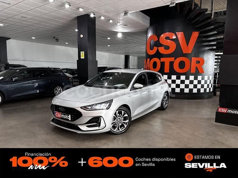 Gris / plata Usado 2024 Ford Focus ST-Line Berlina | 18.850 € (Buen precio) - Imagen 1/4