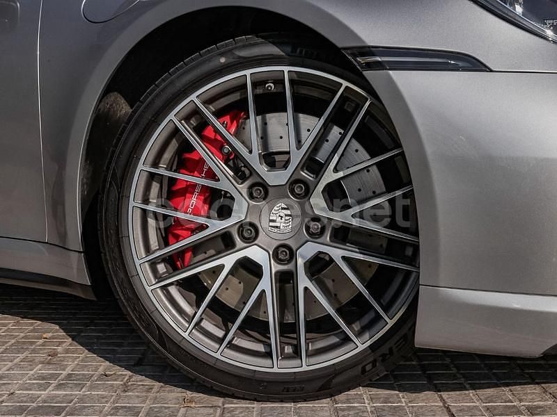 Usado Porsche 911 Turbo Cabriolet 580 CV (426 kW) 2022 Gris / plata Descapotable