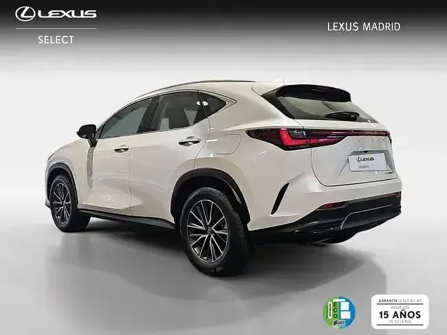 Usado Lexus NX350h Business Edition 242 CV (177 kW) 2023 Blanco