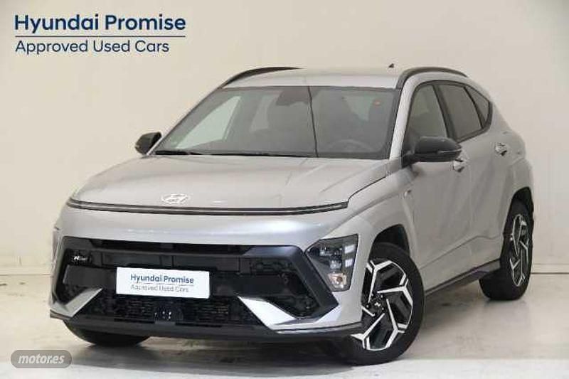 Shimmering silver Usado 2023 Hyundai Kona N Line SUV | 28.900 € - Imagen 1/4