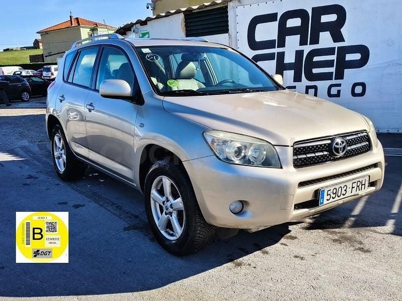 Usado Toyota RAV4 Executive 136 CV (100 kW) 2007 Amarillo SUV