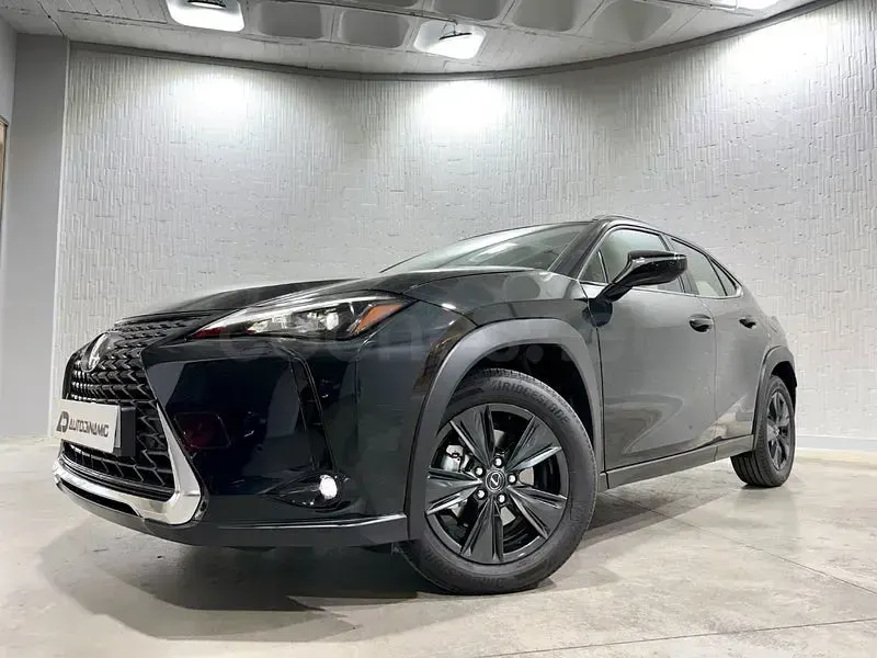 Usado Lexus UX 199 CV (146 kW) 2026 Negro SUV