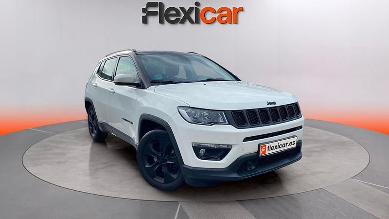Usado Jeep Compass Night Eagle 120 CV (88 kW) 2019 Blanco SUV