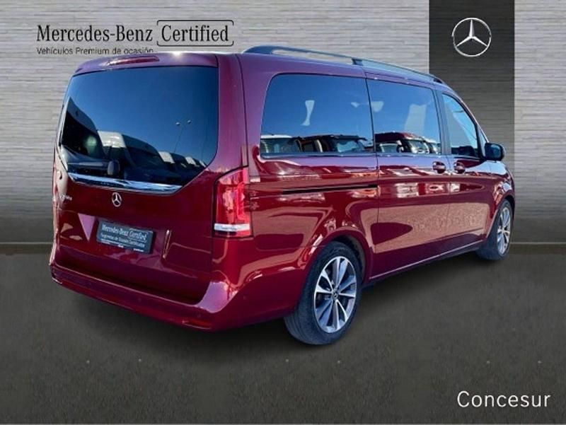Usado Mercedes V250 Avantgarde 190 CV (139 kW) 2022 Rojo Monovolumen