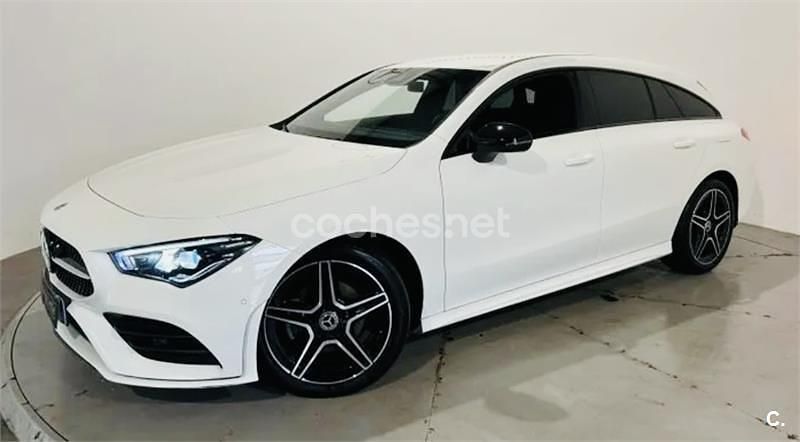 Blanco Usado 2023 Mercedes CLA200 Shooting Brake Familiar | 36.900 € (Precio justo) - Imagen 1/4