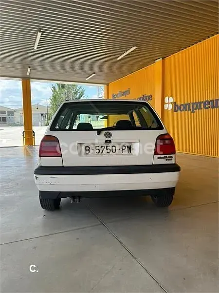 Usado VW Golf III 90 CV (66 kW) 1995 Negro Berlina
