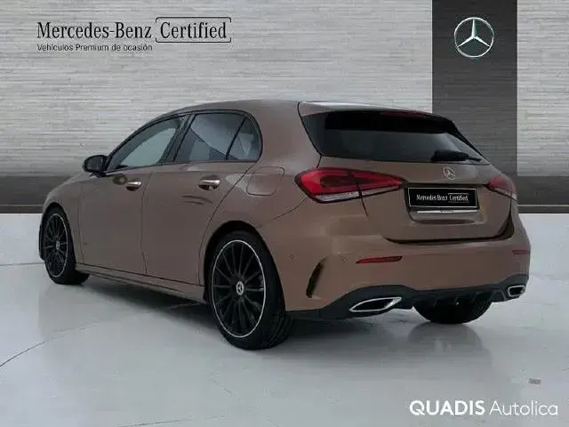 Usado Mercedes A180 136 CV (100 kW) 2022 Oro rosado