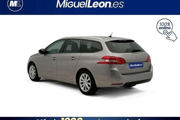 Usado Peugeot 308 Style 102 CV (75 kW) 2020