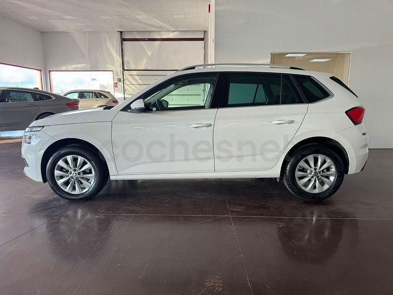 Usado Skoda Kamiq 110 CV (80 kW) 2022 Blanco SUV