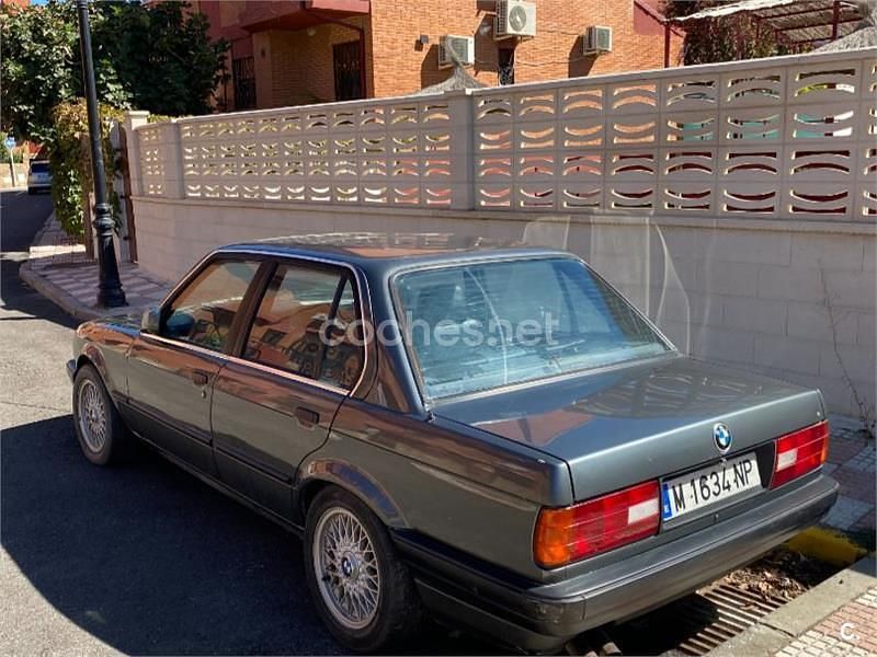 Usado BMW 325 192 CV (141 kW) 1992 Gris / plata Berlina
