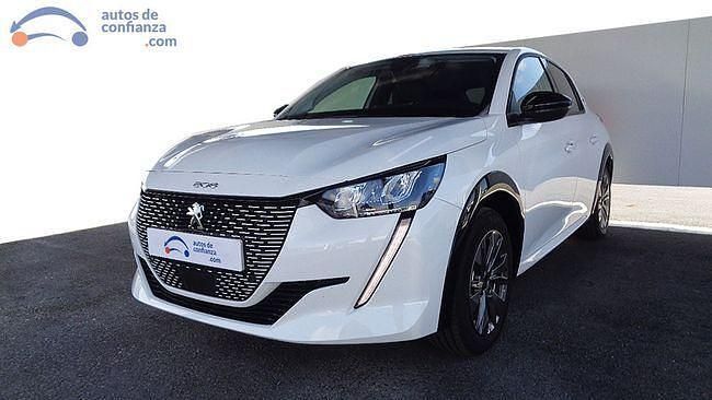 Blanco Usado 2024 Peugeot e-208 Allure Utilitario | 21.990 € (Buen precio) - Imagen 1/4